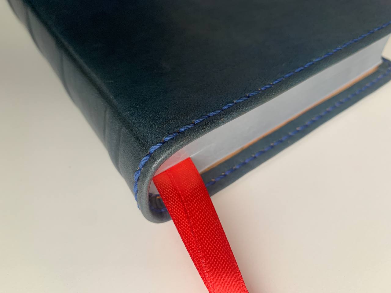 Библия ∙ Новый русский перевод ∙ Обложка кожа handmade (by Leapner Brothers) 15,5x23cm - obrazek 4